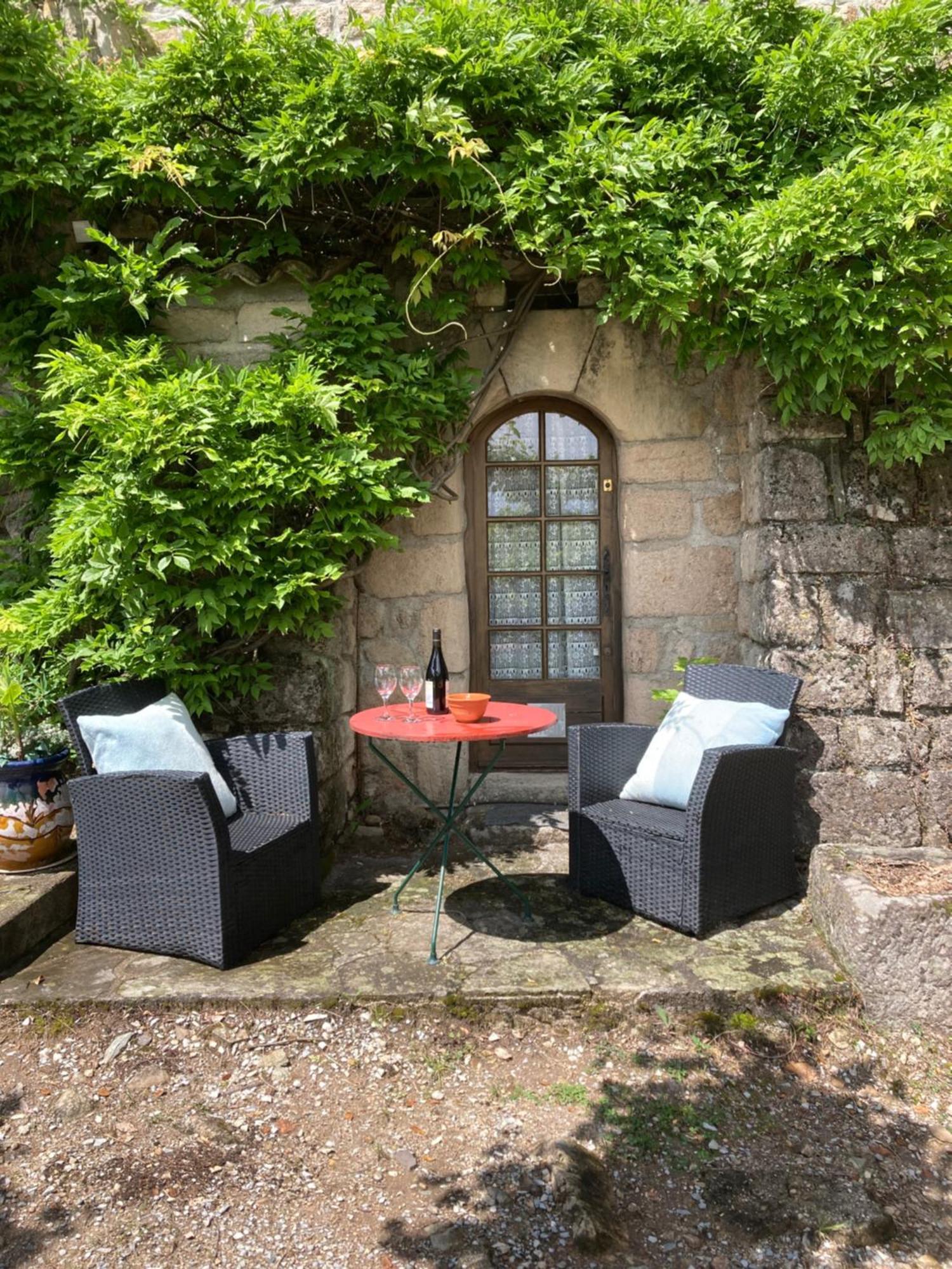 Idyllic French Farmhouse Les Assions Kültér fotó